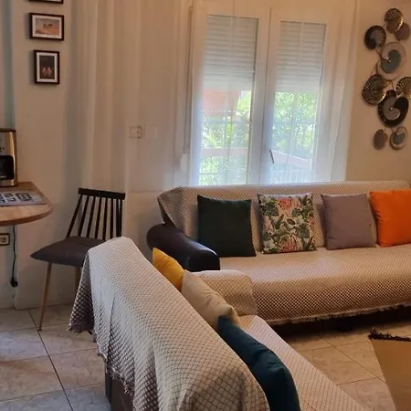 Apartament Ele - Charmy And Comfy Salonic